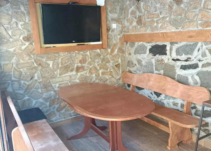 Dinaya-2 Case de vacanță *